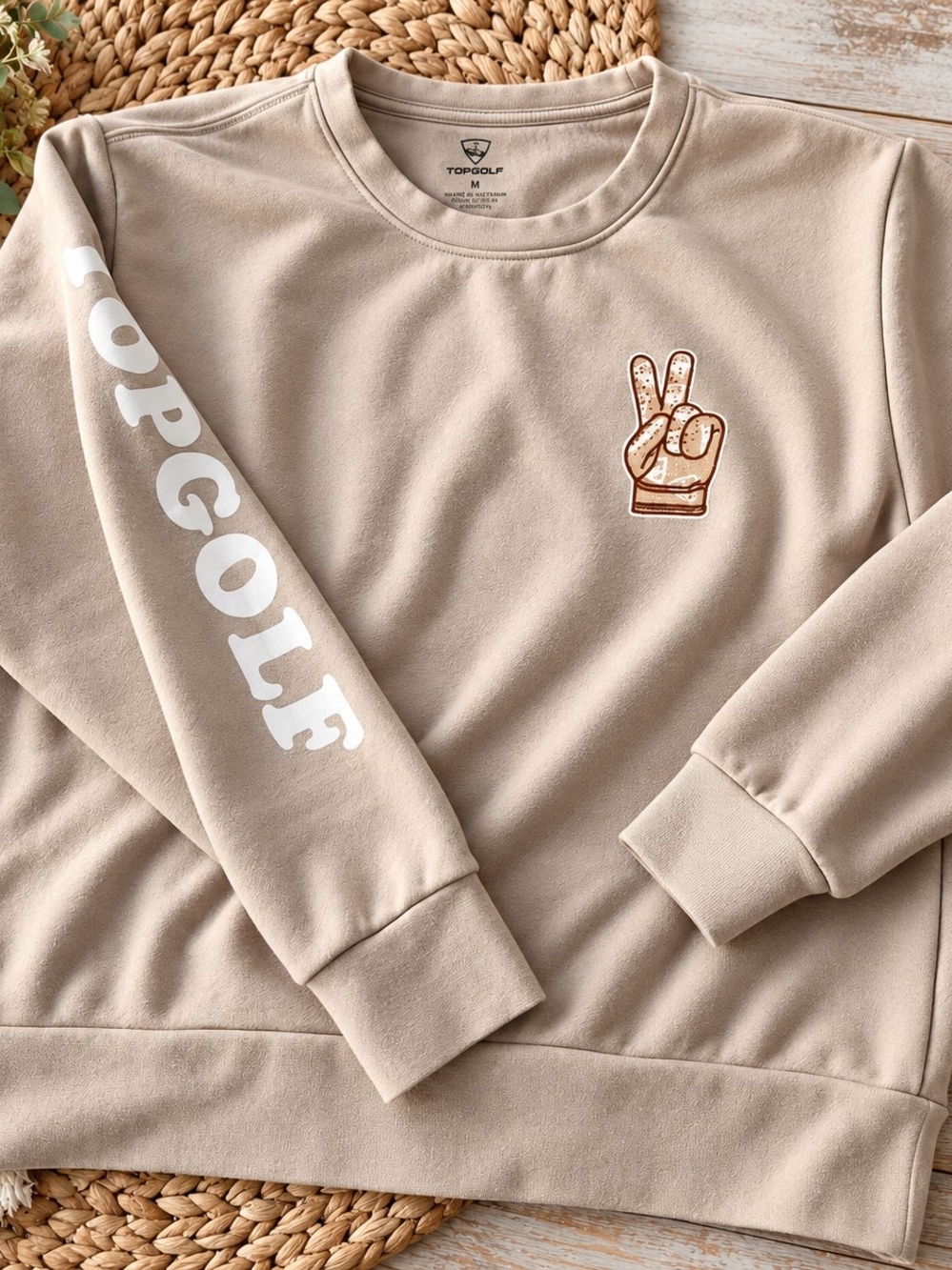 Top Golf Women's Beige Crewneck Sweatshirt with Peace Hand Graphic Sz Med